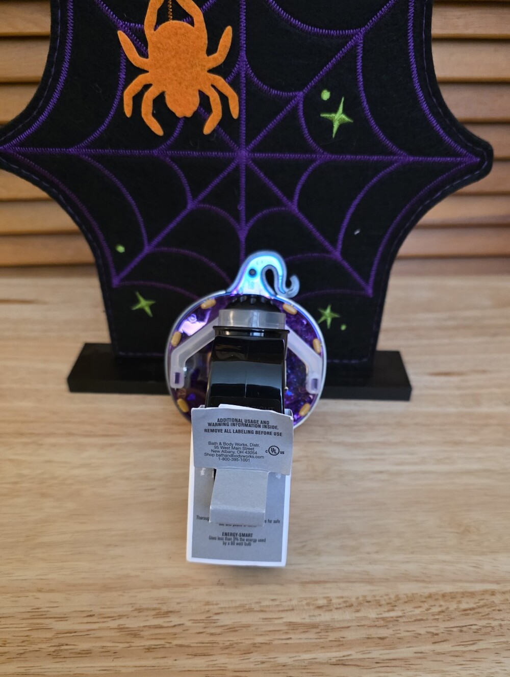 NWT Bath & Body Works Jack O'Lantern Nightlight Wallflowers Fragrance Plug - Picture 3 of 8